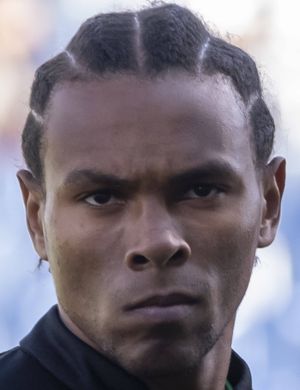 Foto de Armand Laurienté, jugador de Sassuolo en la posición de Extremo izquierdo