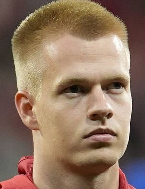 Foto de Arthur Vermeeren, jugador de RB Leipzig en la posición de Centrocampista defensivo