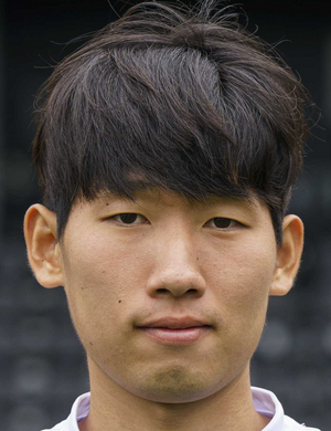 Foto de Hyun-seok Hong, jugador de 1. FSV Mainz 05 en la posición de Mediapunta