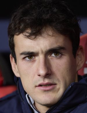 Foto de Jon Magunazelaia, jugador de Real Sociedad en la posición de Mediocentro ofensivo