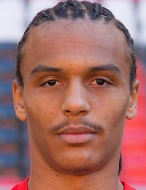 Foto de Kiliann Sildillia, jugador de SC Freiburg en la posición de Lateral derecho