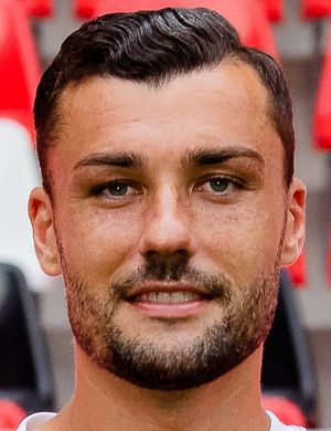 Foto de Manuel Gulde, jugador de SC Freiburg en la posición de Defensa central