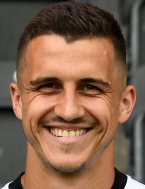 Foto de Marc Oliver Kempf, jugador de Como 1907 en la posición de Defensa central