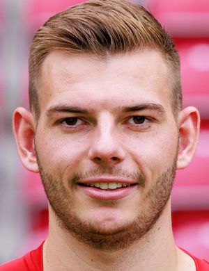 Foto de Maxim Leitsch, jugador de 1. FSV Mainz 05 en la posición de Defensa central