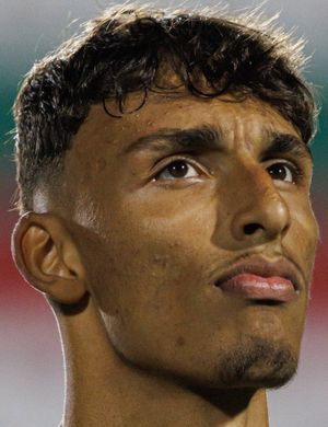 Foto de Tiago Gabriel, jugador de US Lecce en la posición de Defensa central