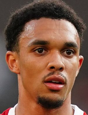 Foto de Trent Alexander-Arnold, jugador de Liverpool en la posición de Lateral derecho